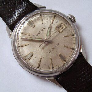 VINTAGE WIND UP BULOVA, CASE SIZE 33 MM,RUN GREAT